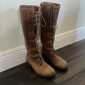 CLARKS Brown Leather Lace-up Boot (US 9)